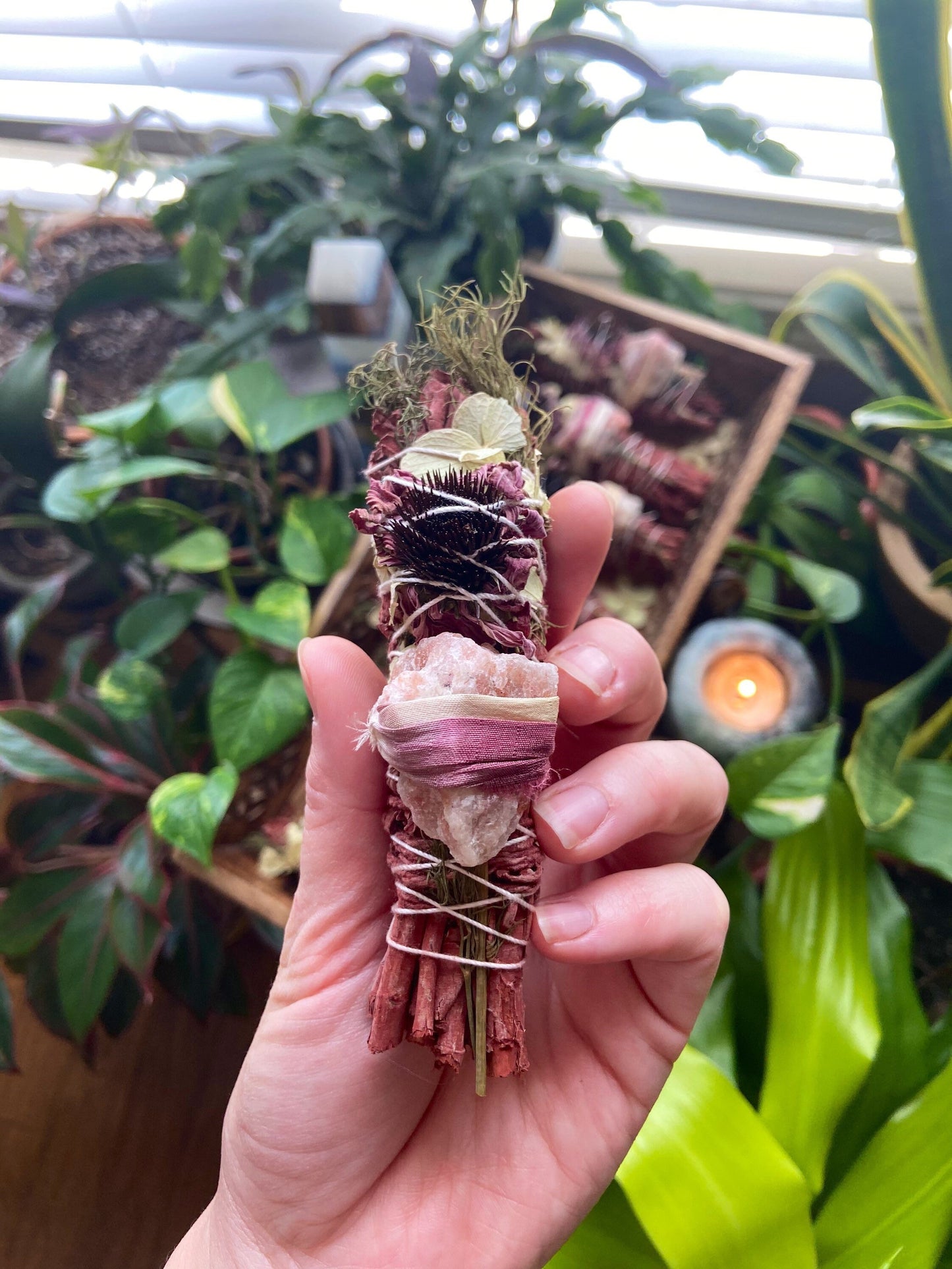 Fortunes, Blessing, smudge bundle, Dragons Blood, hydrangea, dill, sunstone, echinacea, meditation, cruelty free, sage stick, smudge