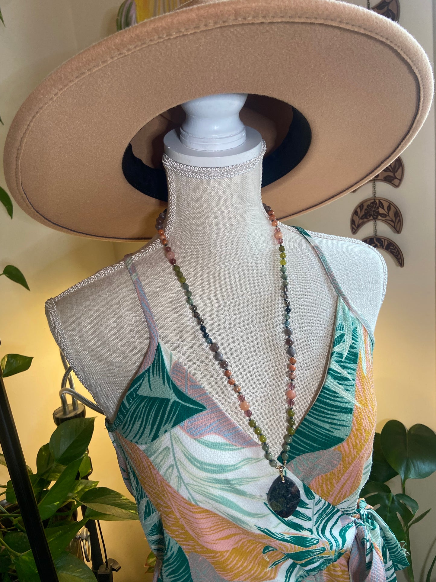 Lush Foliage Knotted Necklace