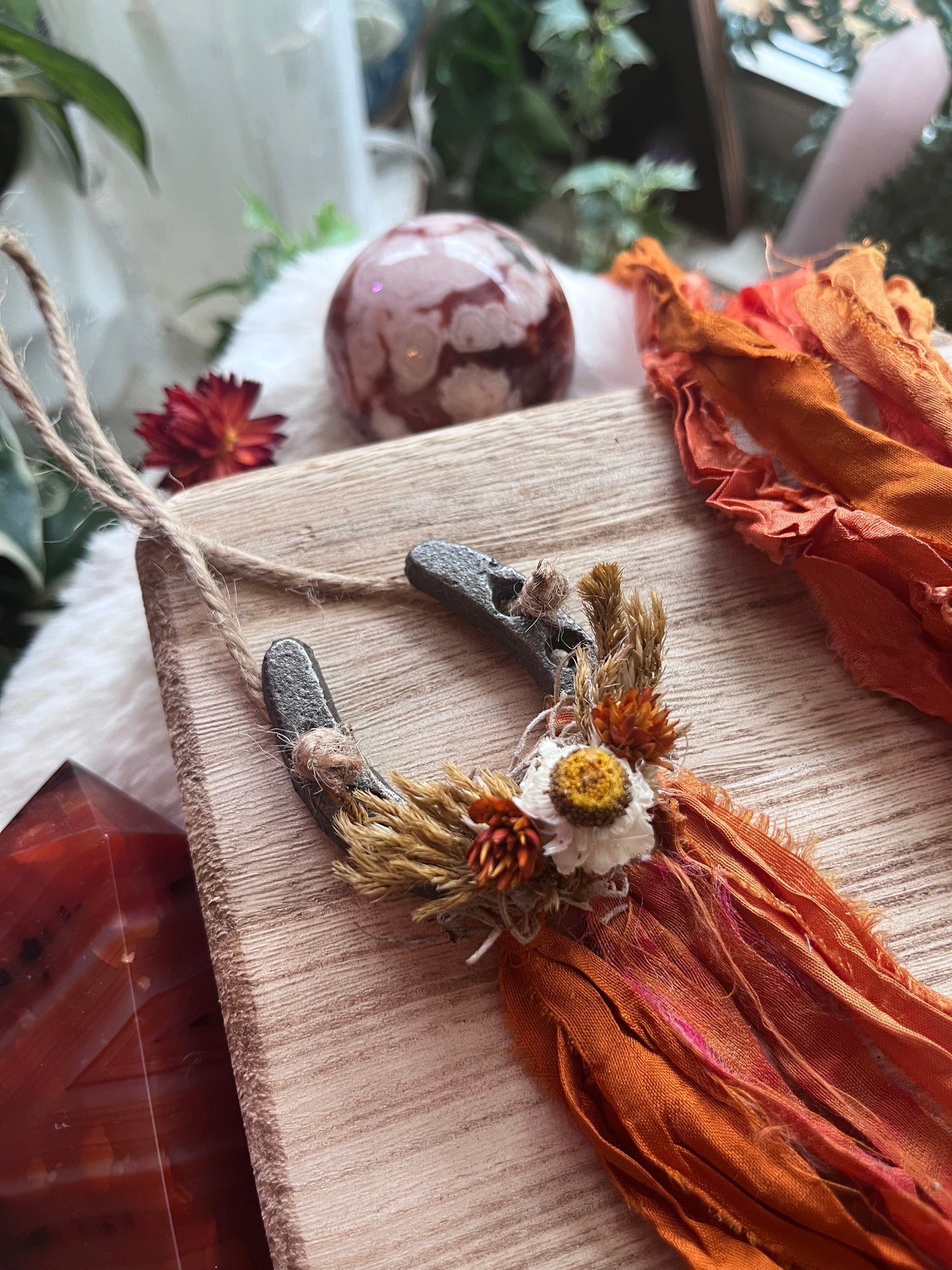 Fire Horse Lucky Horseshoe with flowers: Pagan Altar Decor