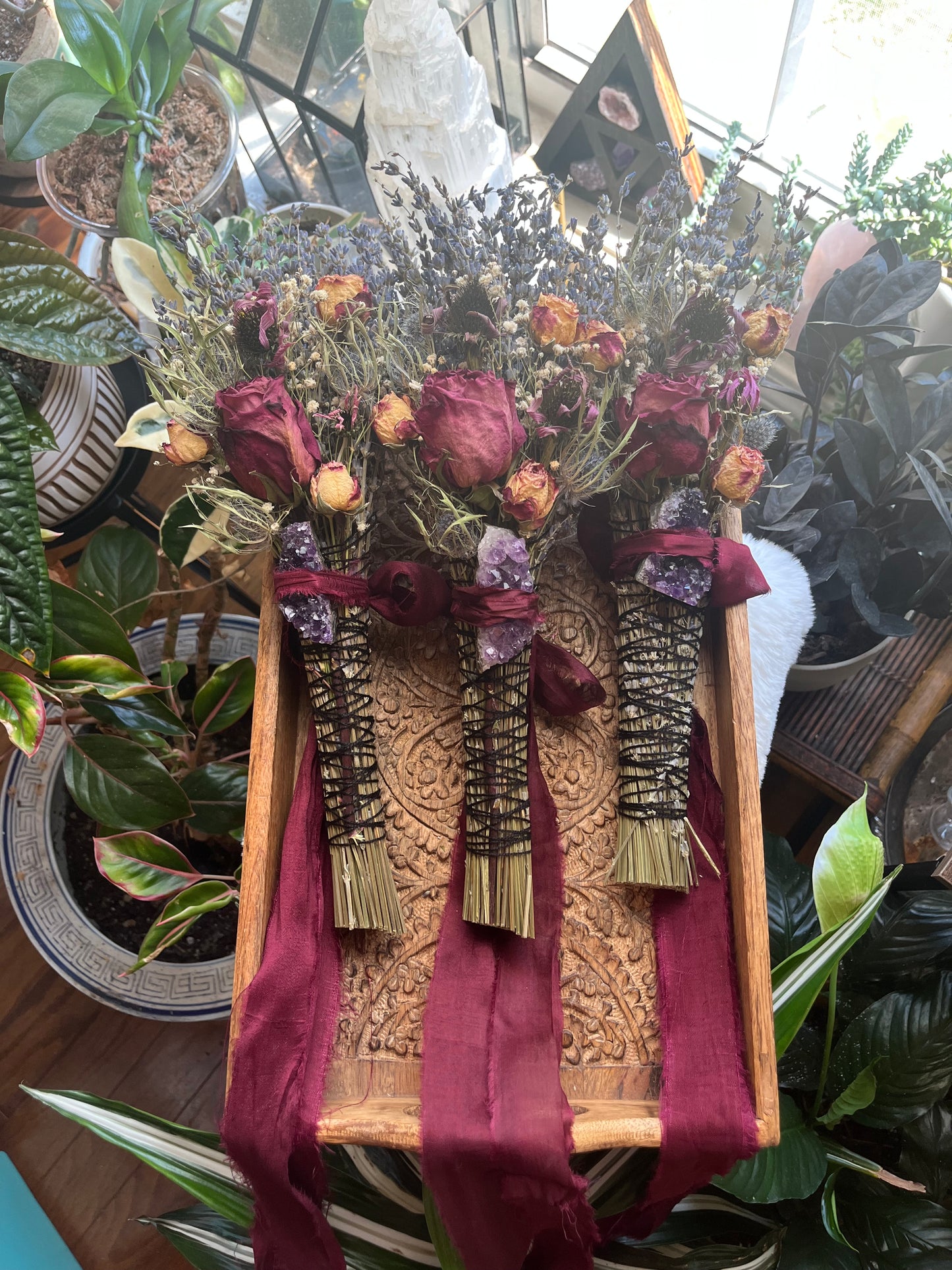 Wisdom Smudge Bouquet, Lavender, Thistle, Roses, Echinacea, Amethyst (Cruelty Free)