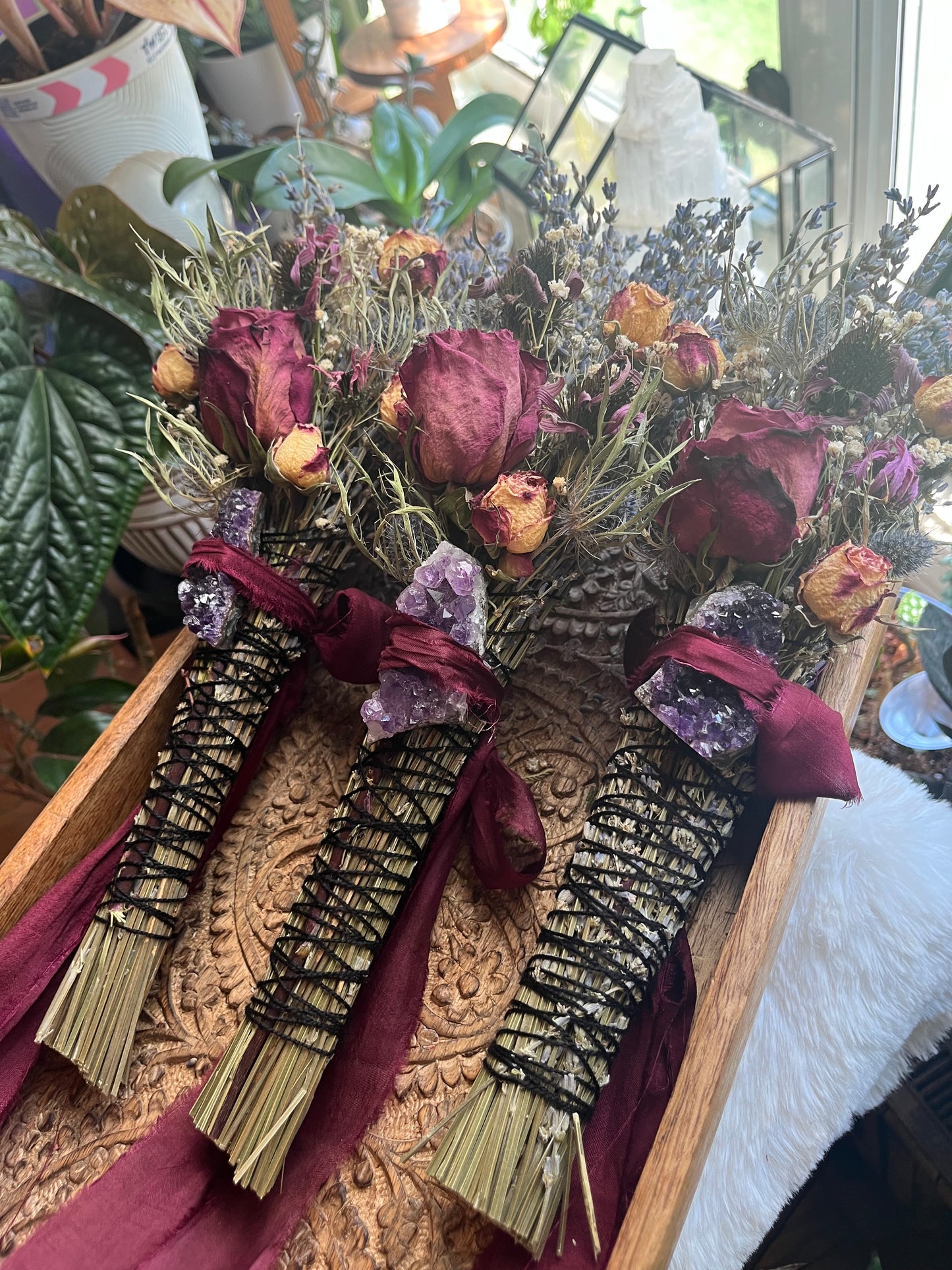 Wisdom Smudge Bouquet, Lavender, Thistle, Roses, Echinacea, Amethyst (Cruelty Free)